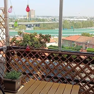  Appartamento La Mansarda Di Con Terrazza Italia